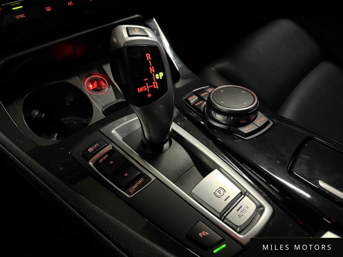 BMW 5 Series (F10) 2015 — миниатюра 9