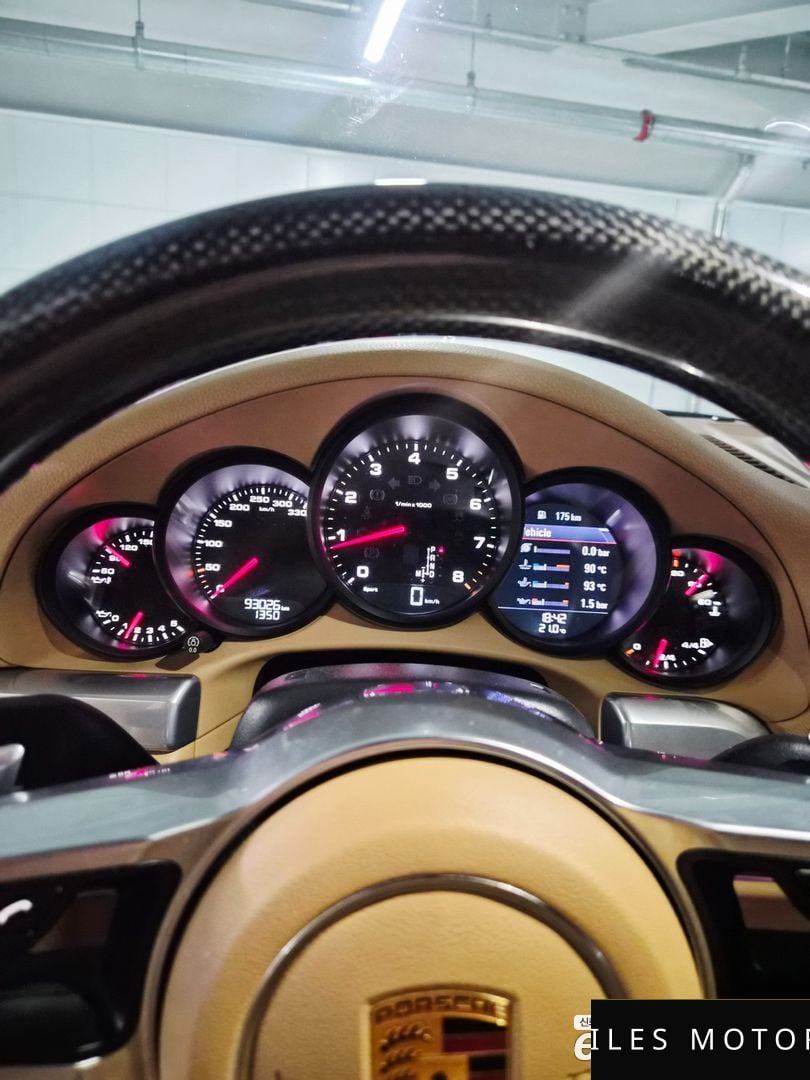 Porsche 911 2017 — миниатюра 6