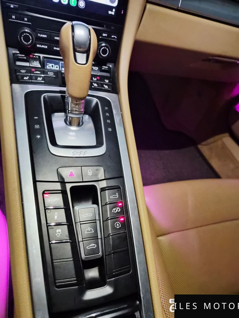 Porsche 911 2017 — миниатюра 12
