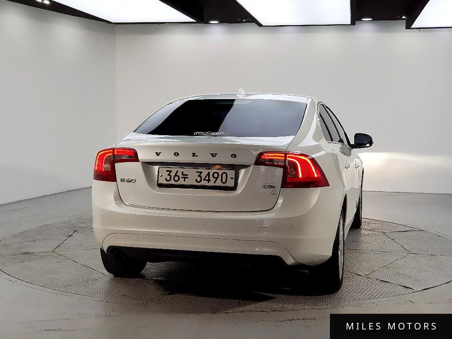 Volvo S60 2015 — миниатюра 3