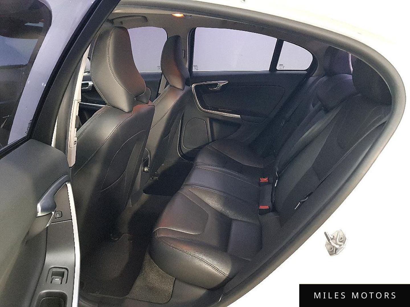 Volvo S60 2015 — миниатюра 9