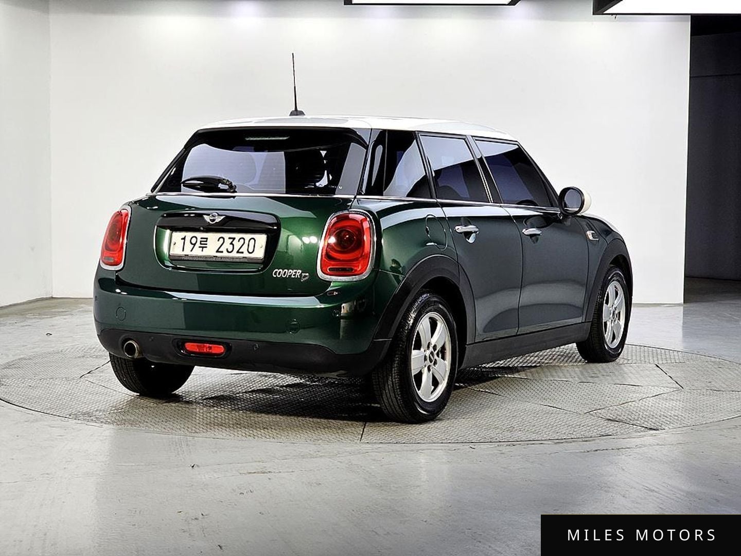 MINI Cooper D 2018 — миниатюра 2