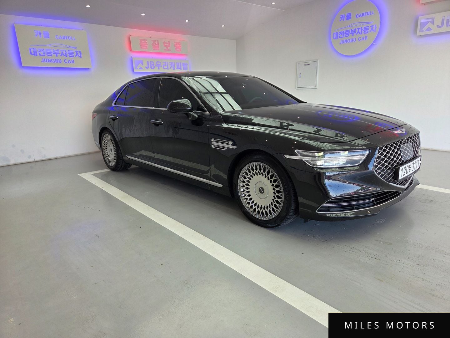 Genesis G90 2019 — миниатюра 2