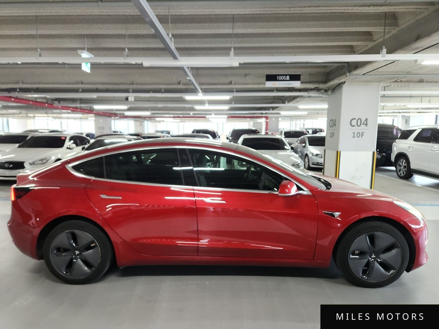 Tesla Model 3 2020 — миниатюра 8