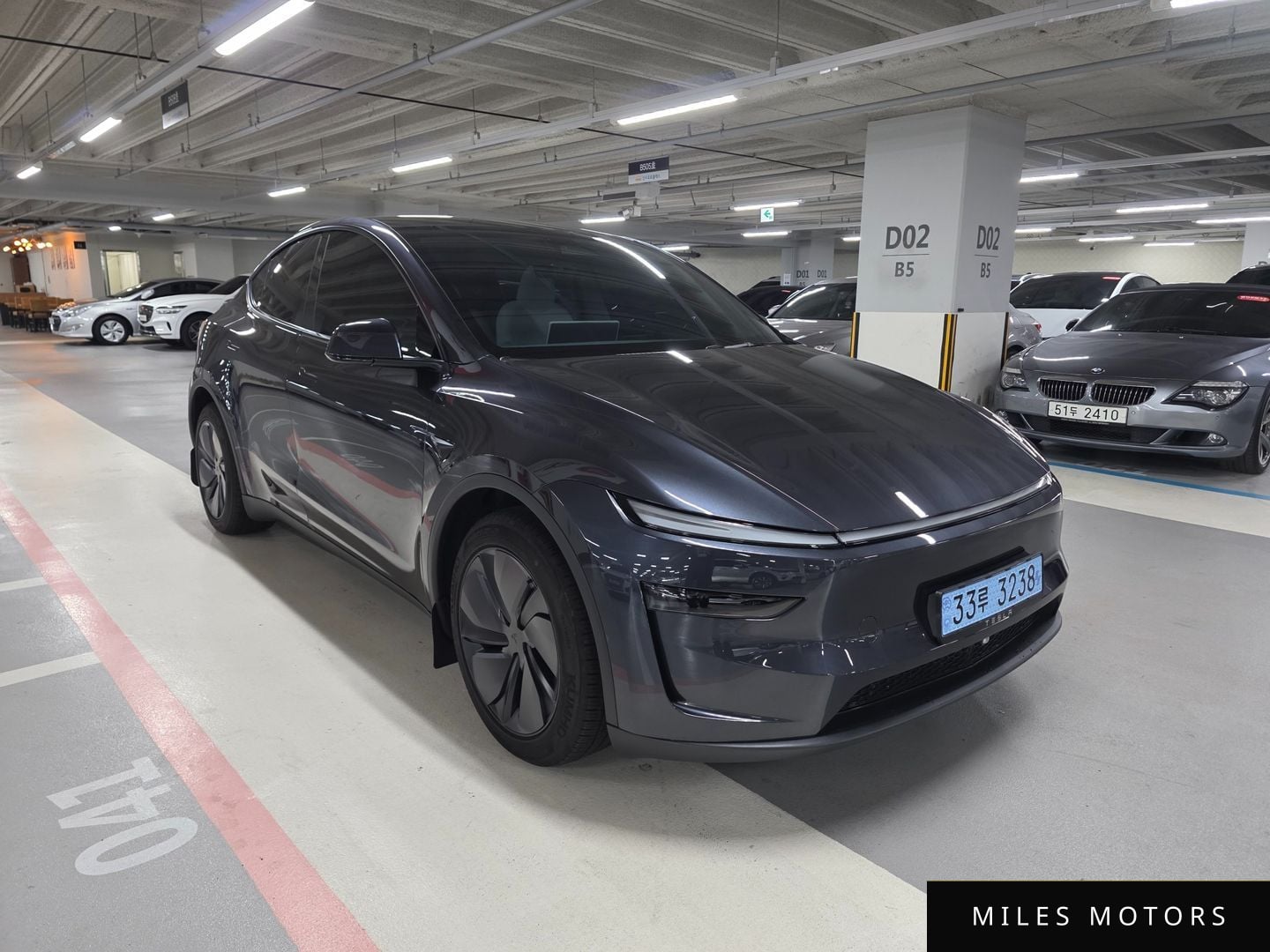 Tesla Model Y 2025 — миниатюра 3