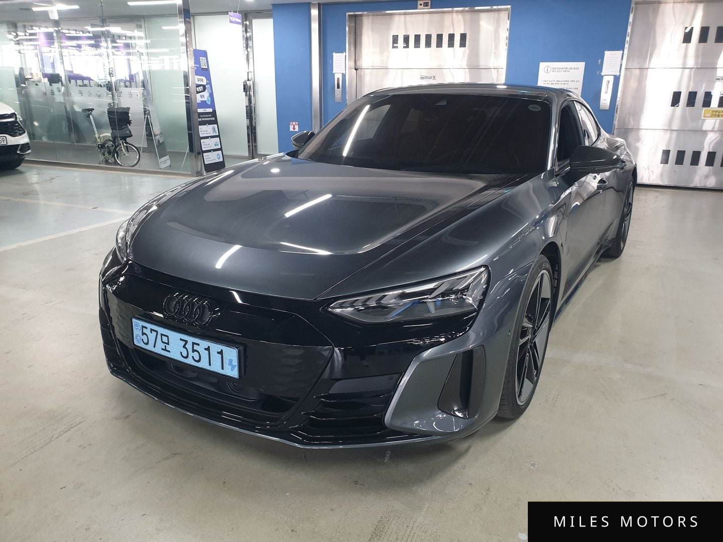Audi RS e-tron GT 2022 — миниатюра 3