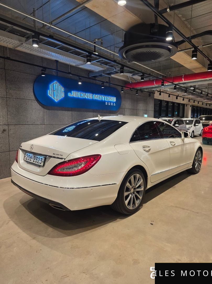 Mercedes-Benz CLS-Class W218 2015 — миниатюра 6
