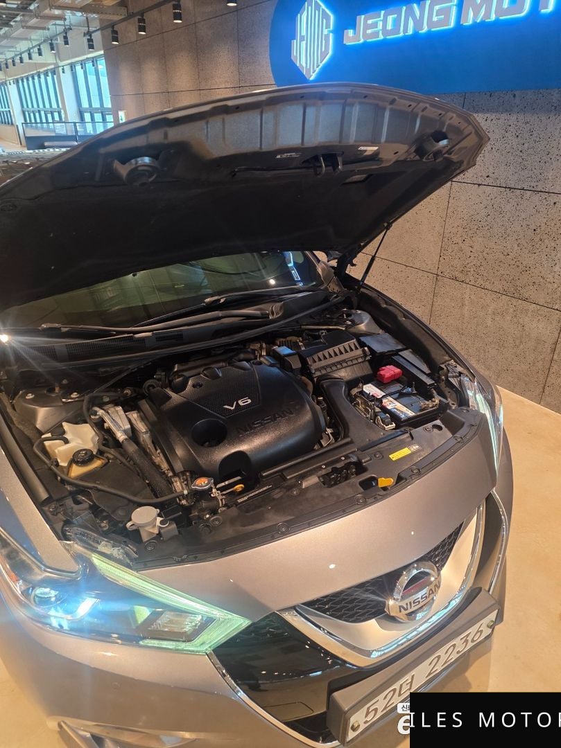 Nissan Maxima 2017 — миниатюра 7