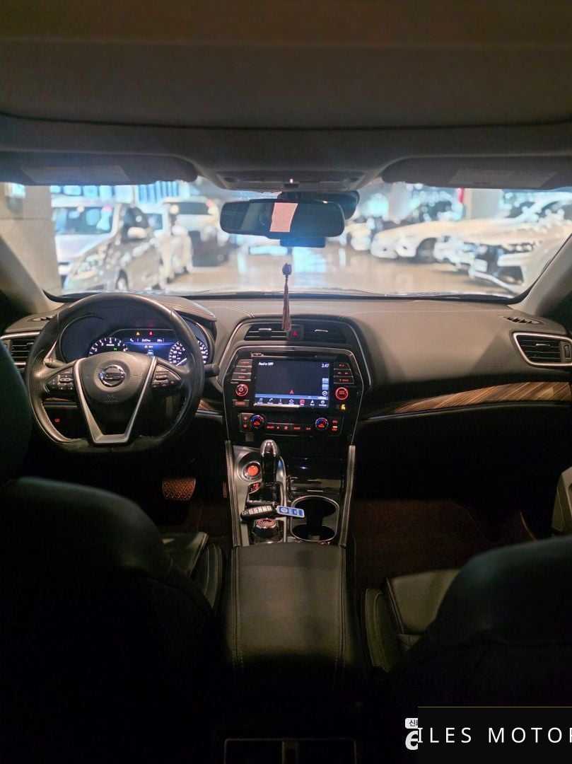 Nissan Maxima 2017 — миниатюра 9