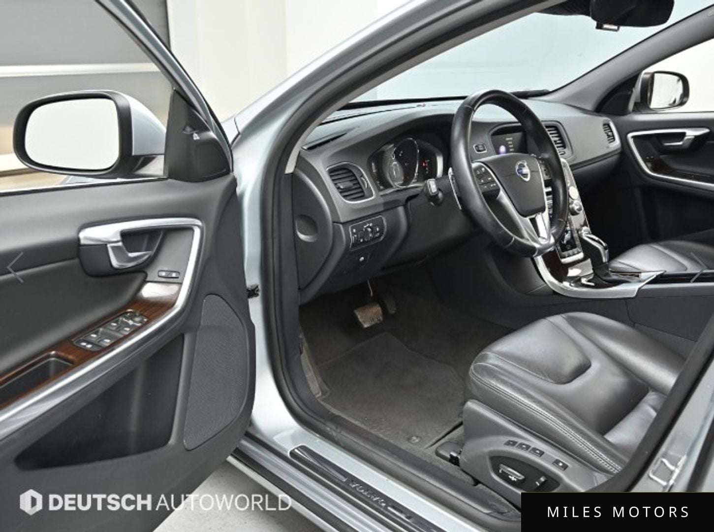 Volvo S60 2017 — миниатюра 11