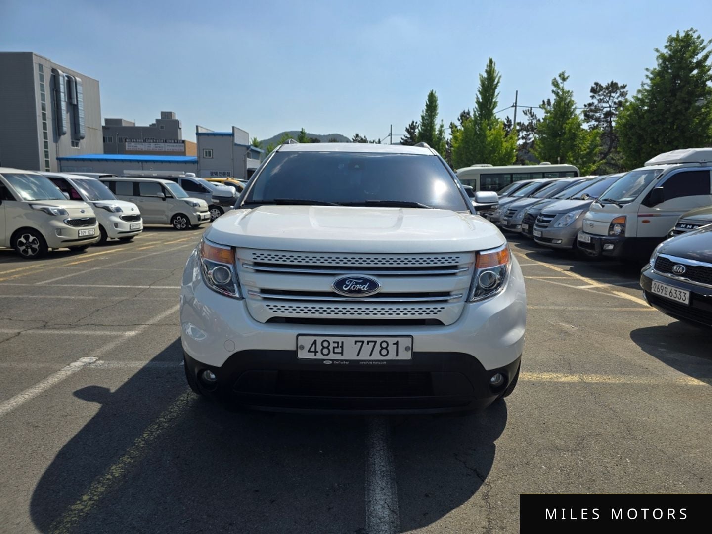 Ford Explorer 2015 — миниатюра 2