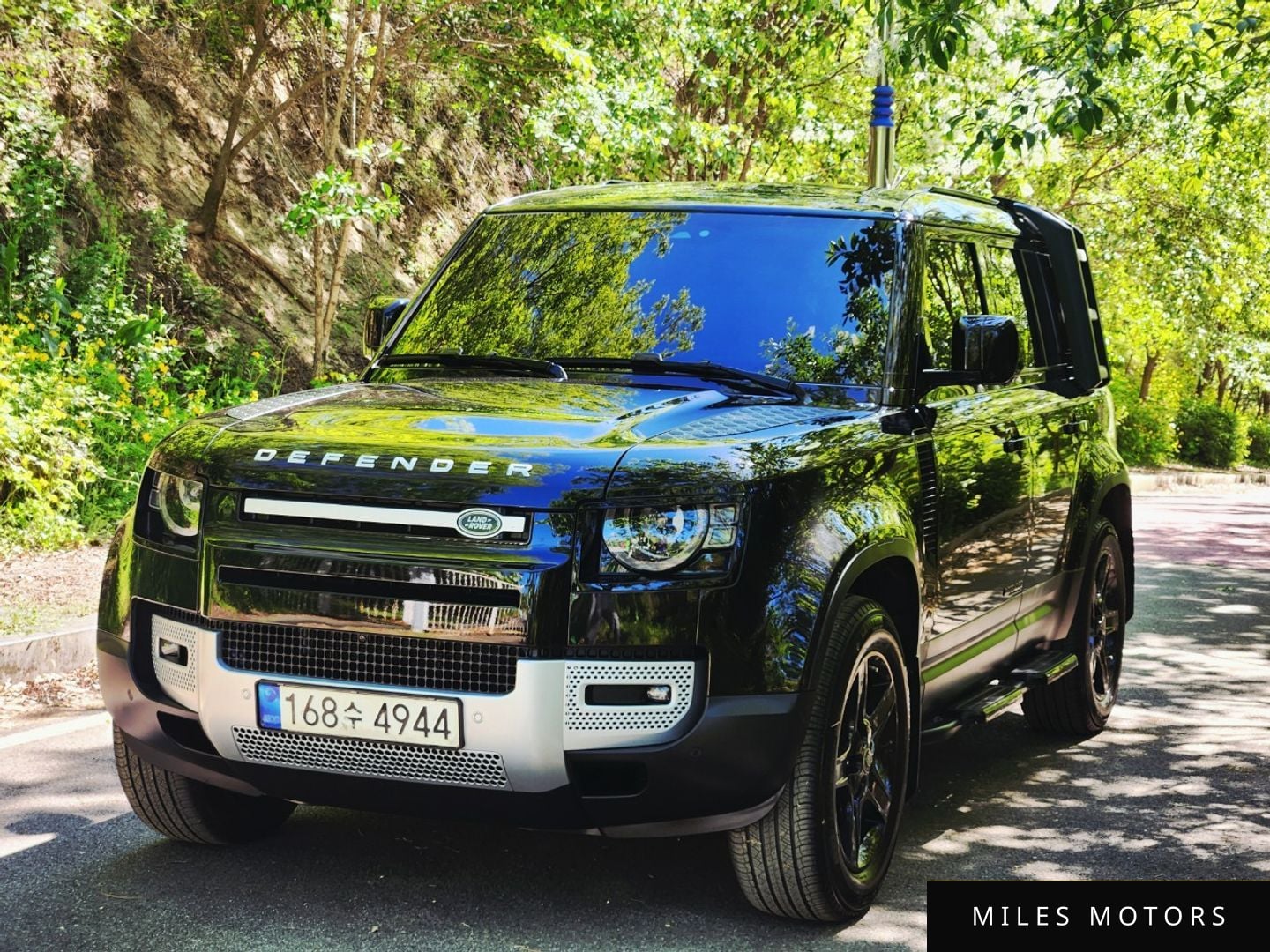 Land Rover Defender 2020 — миниатюра 5