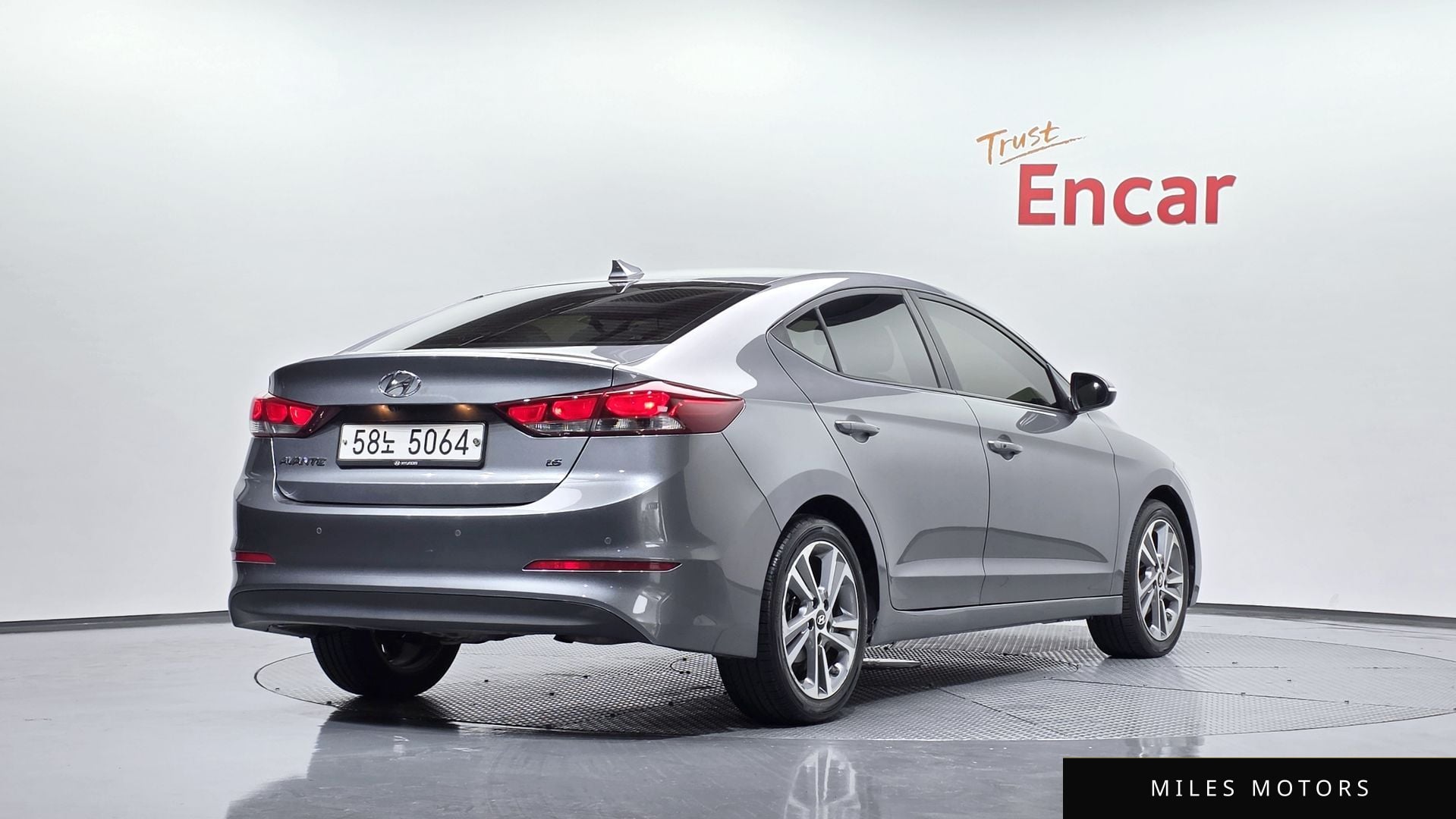 Hyundai AVANTE 2018 — миниатюра 2