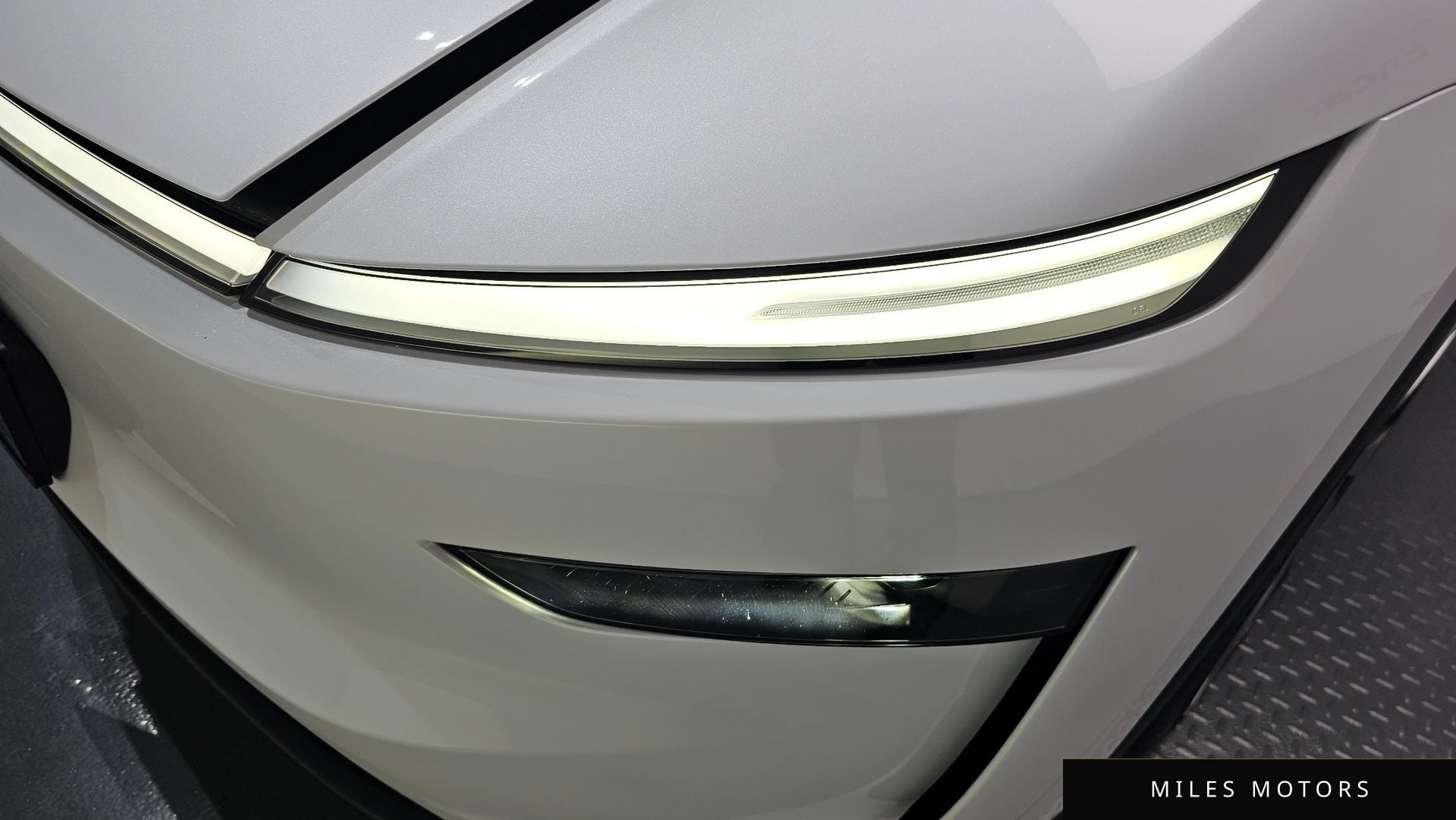 Tesla Model Y 2025 — миниатюра 7