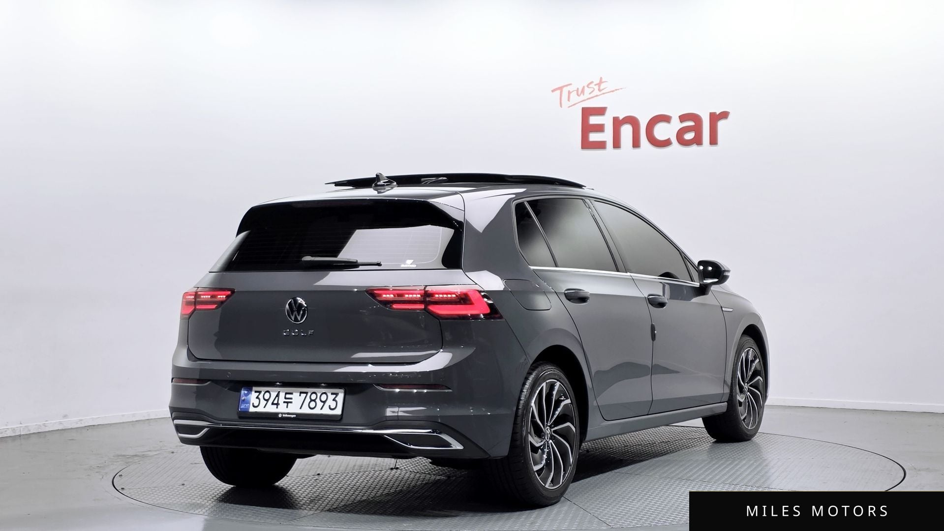 Volkswagen Golf 2023 — миниатюра 2