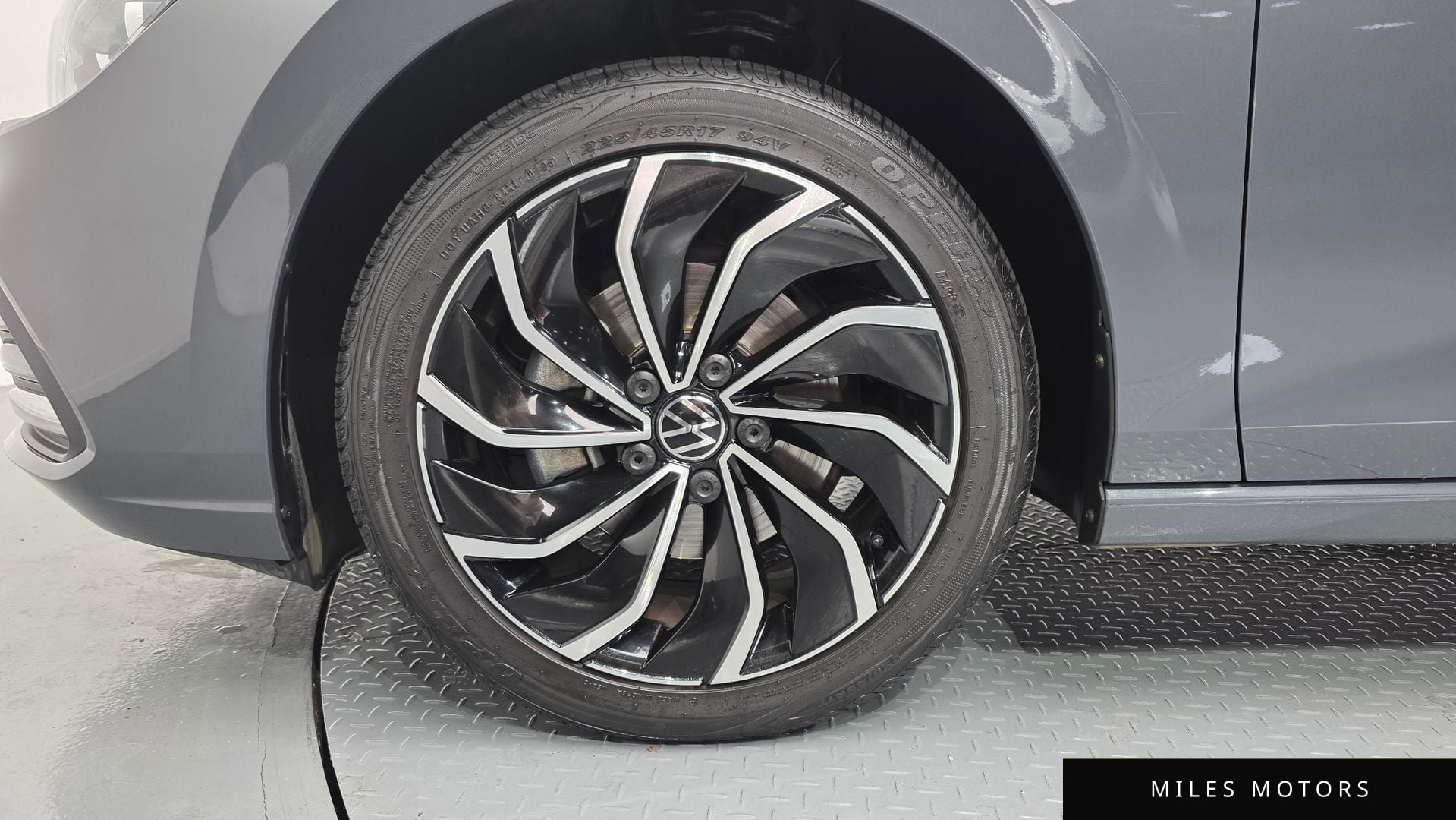 Volkswagen Golf 2023 — миниатюра 5