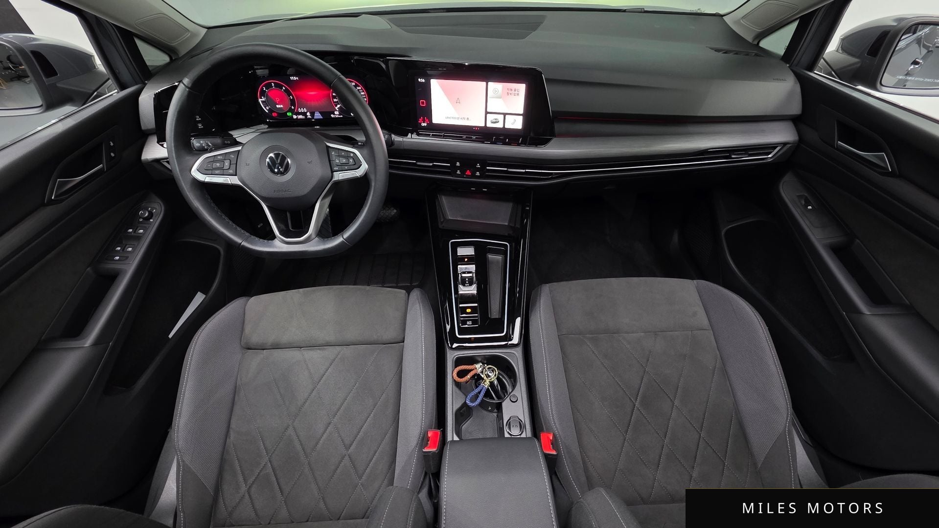 Volkswagen Golf 2023 — миниатюра 10