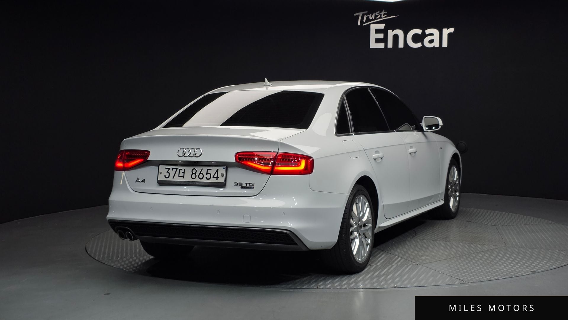 Audi A4 2016 — миниатюра 2