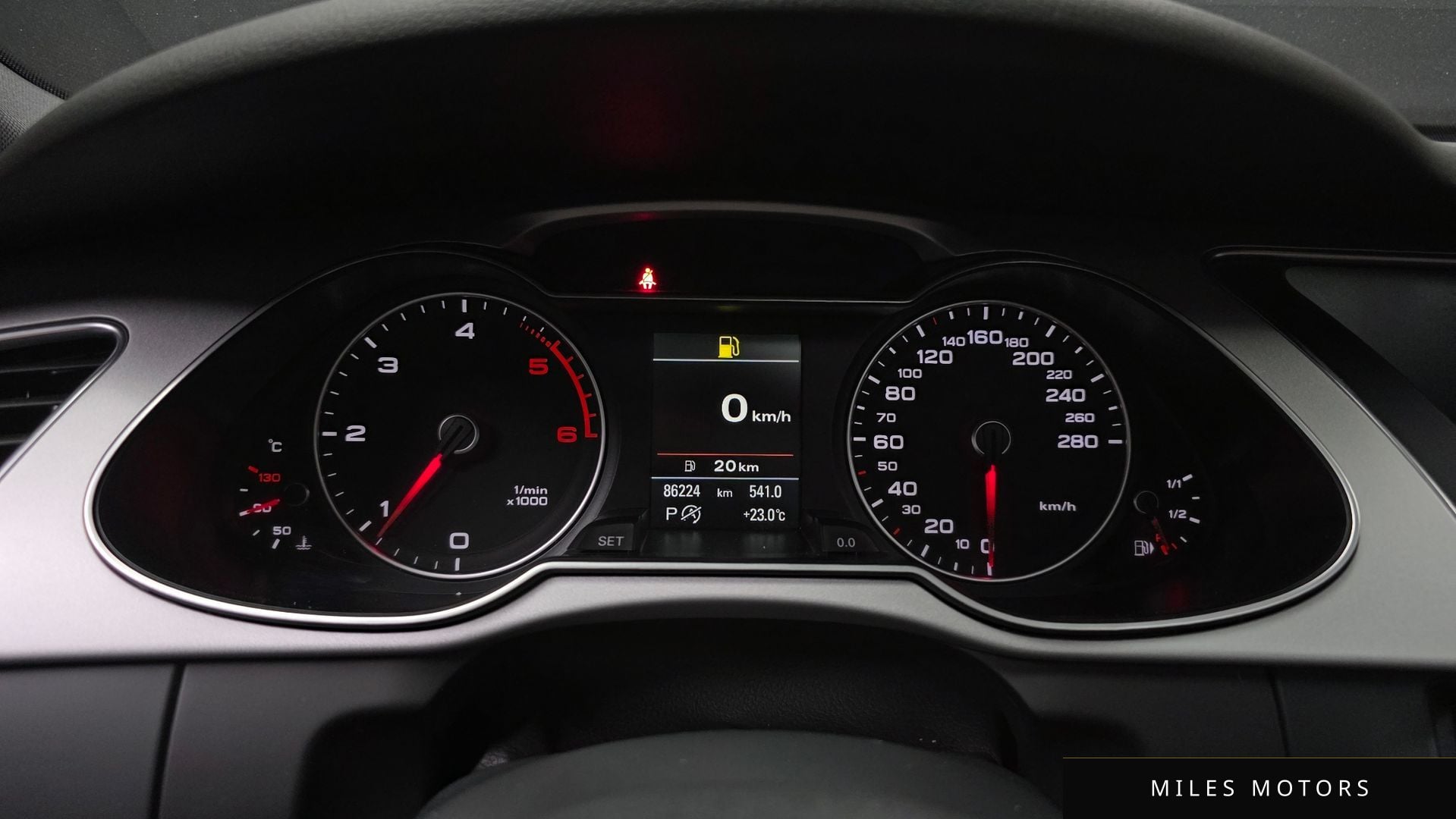 Audi A4 2016 — миниатюра 8