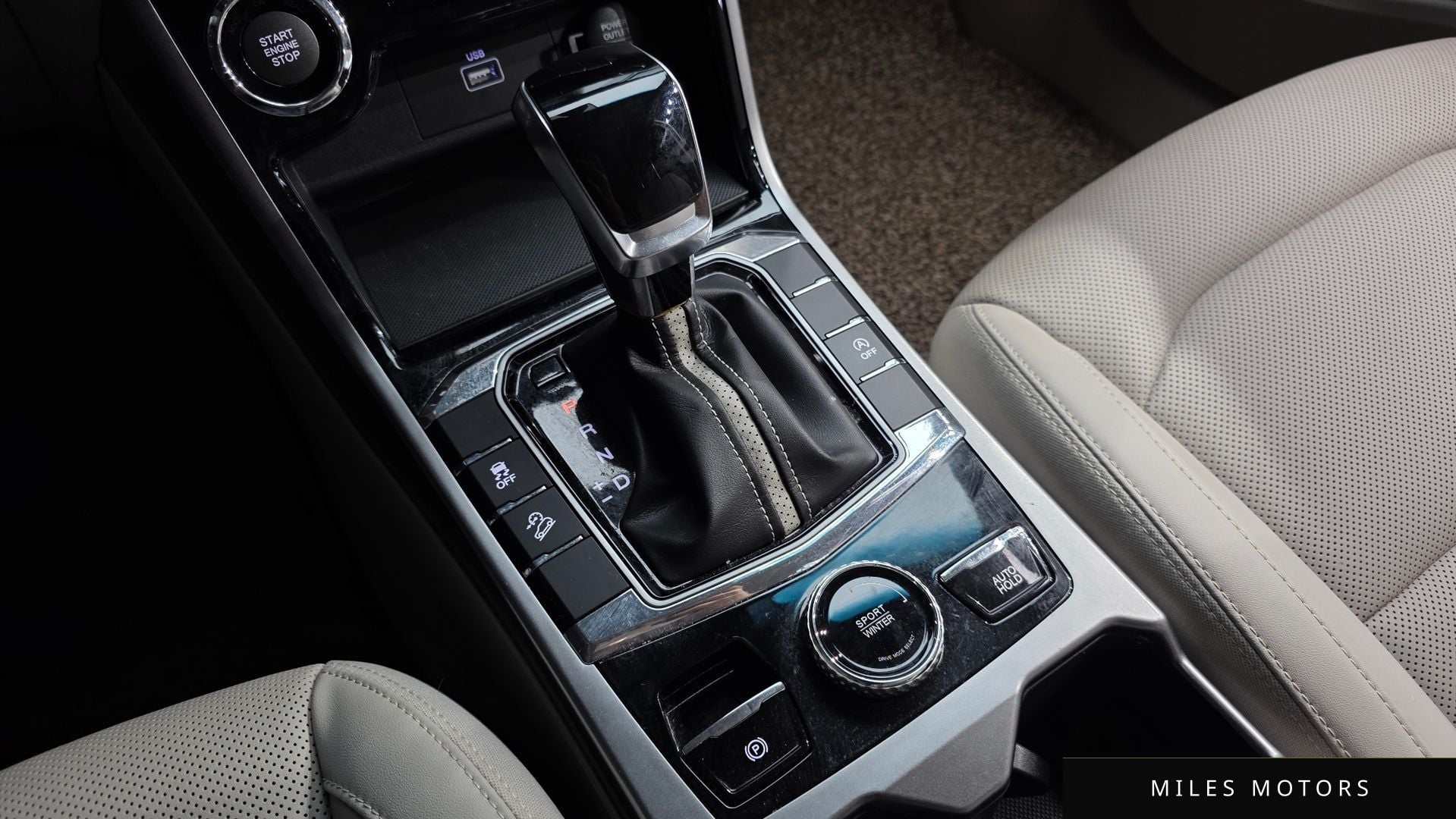 KG Mobility Beautiful Korando 2021 — миниатюра 12