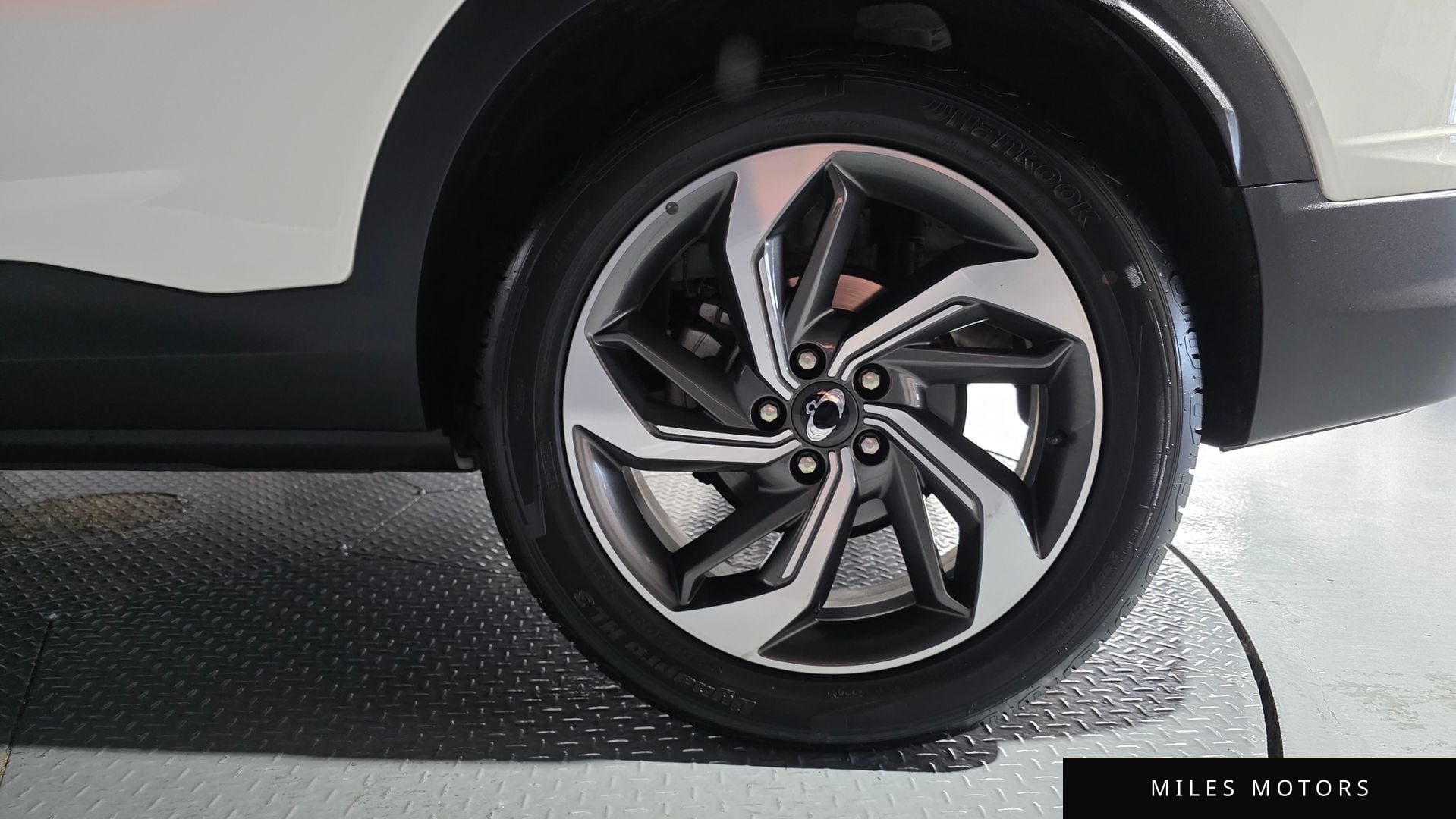 KG Mobility Beautiful Korando 2021 — миниатюра 7
