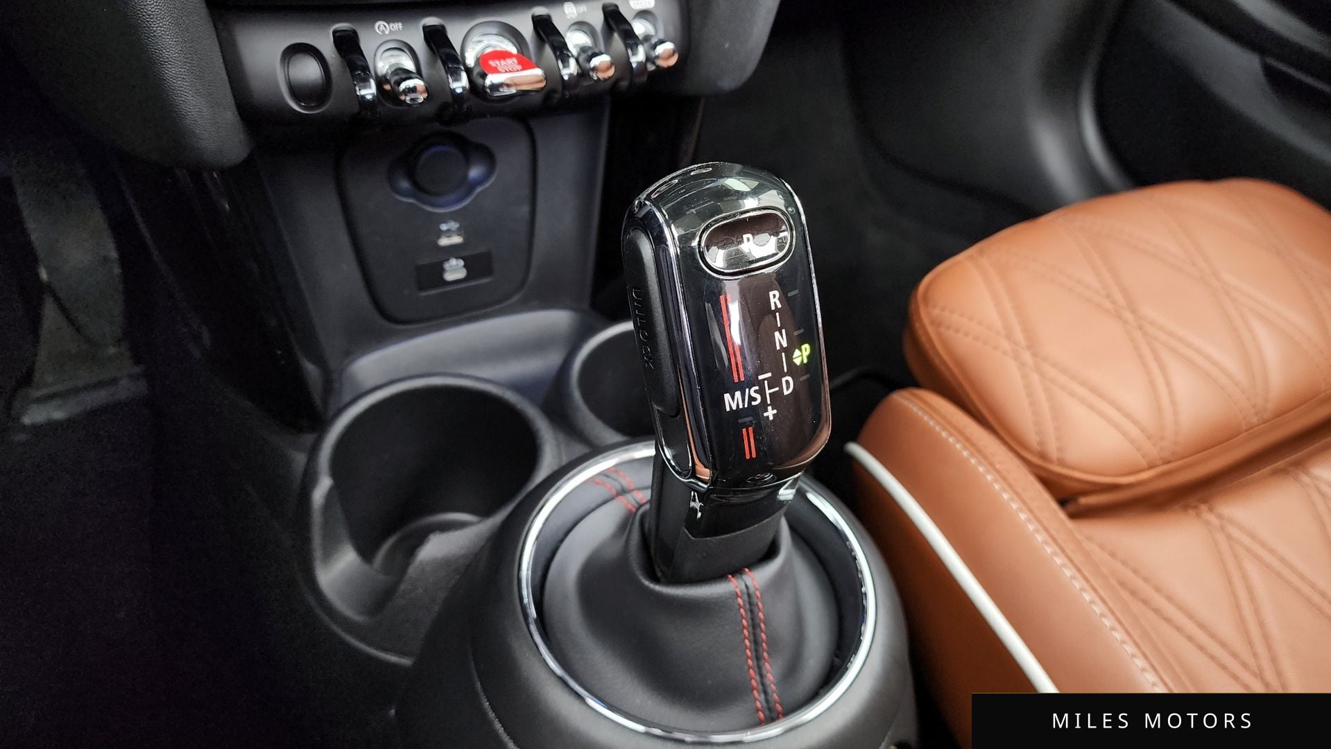 MINI Cooper Convertible 2020 — миниатюра 12