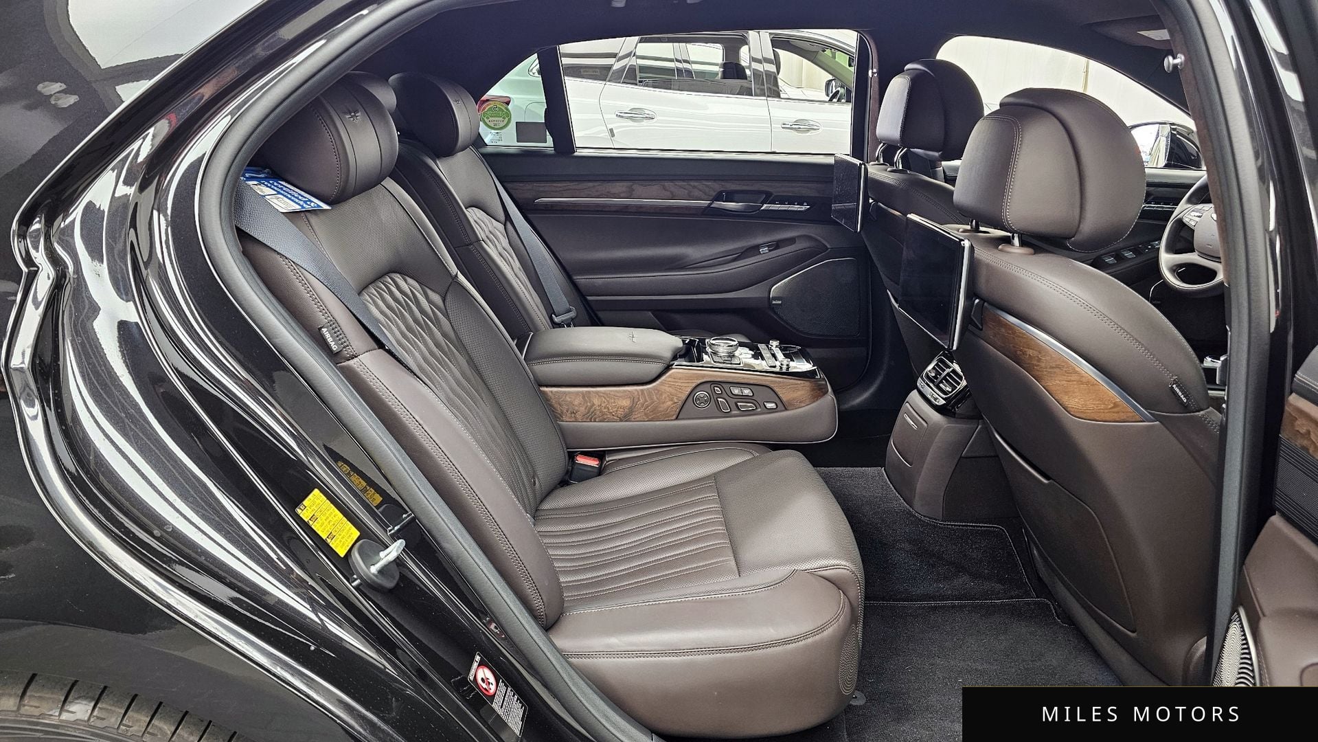 Genesis G90 2019 — миниатюра 12