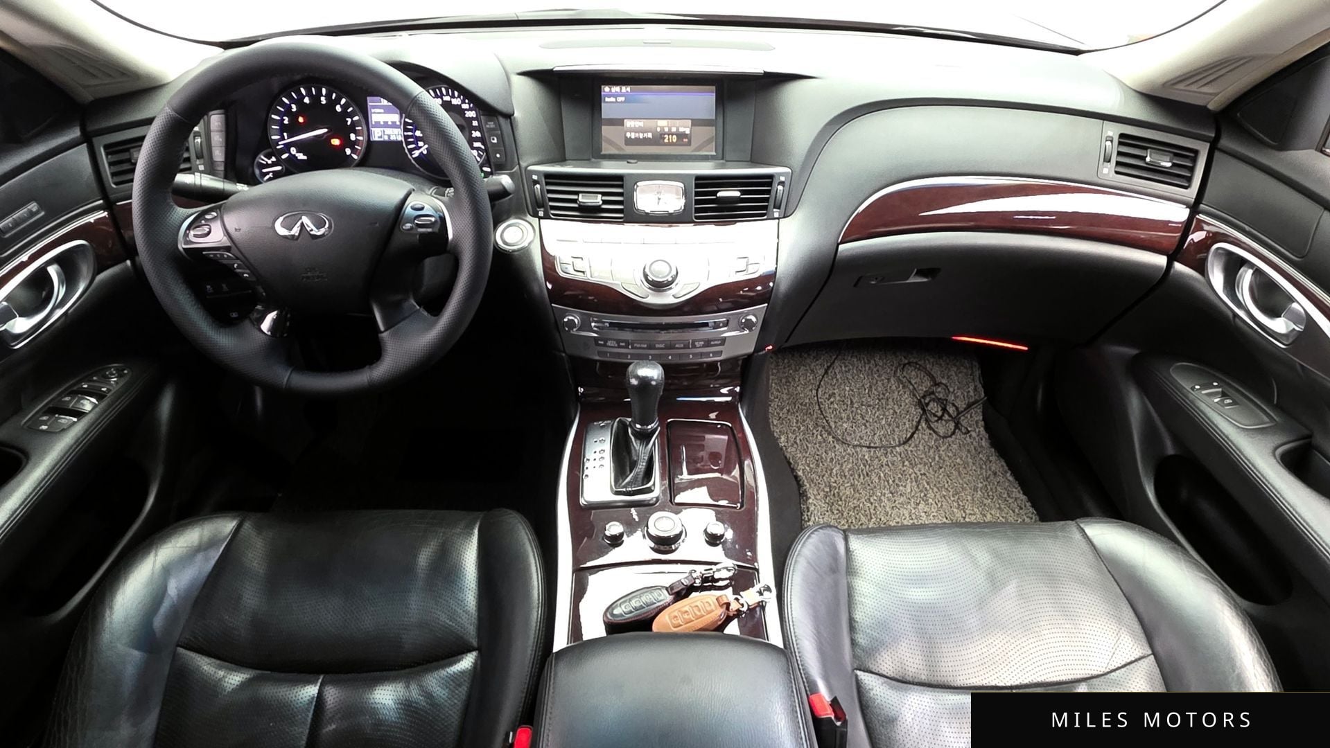 Infiniti M37 2011 — миниатюра 7