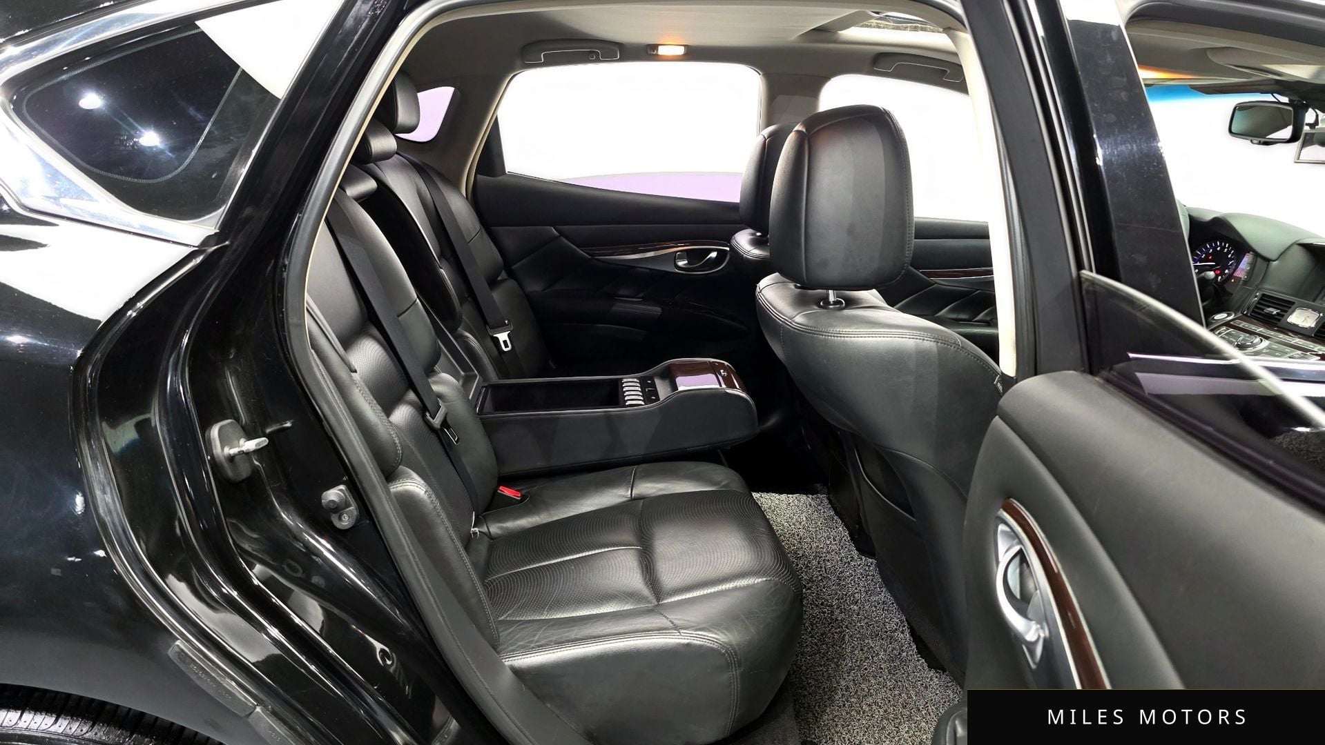 Infiniti M37 2011 — миниатюра 11