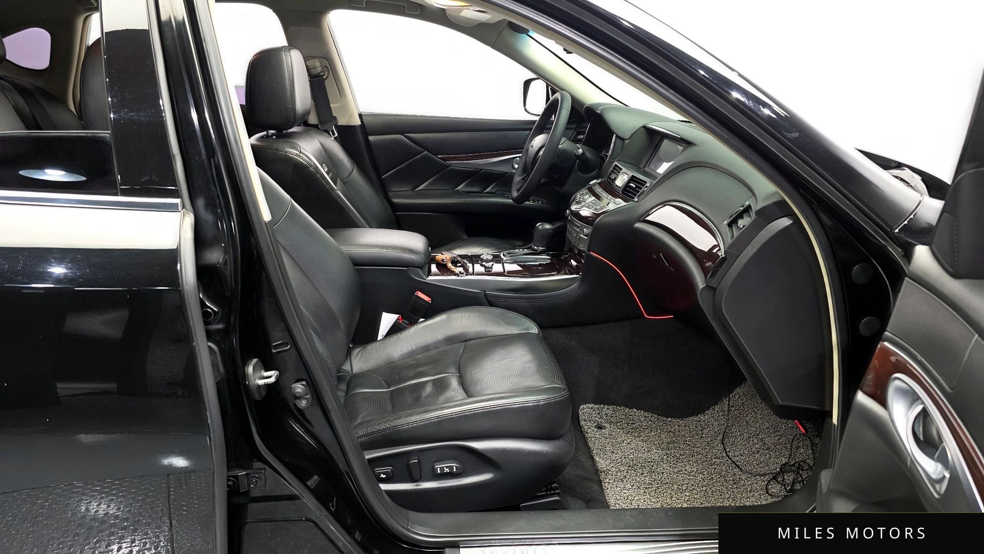 Infiniti M37 2011 — миниатюра 12