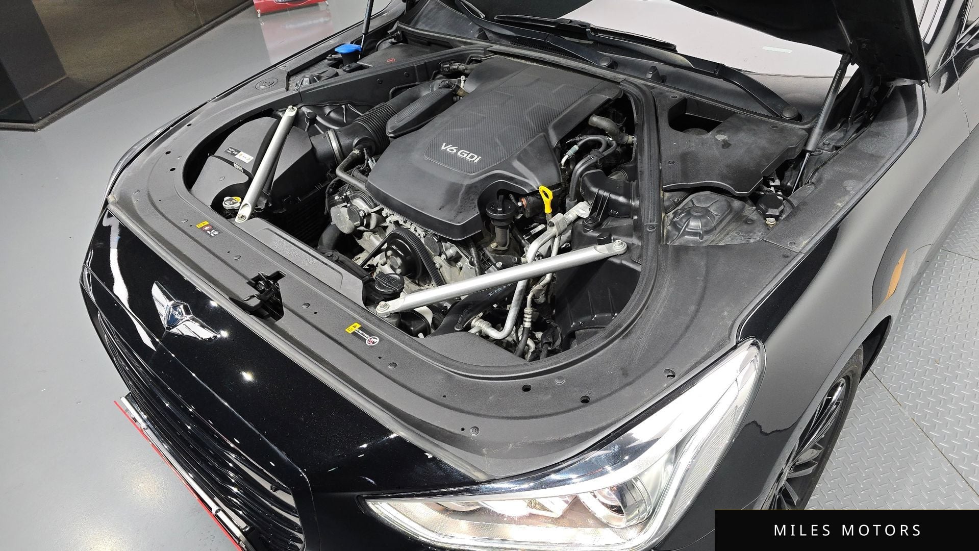 Genesis EQ900 2016 — миниатюра 6