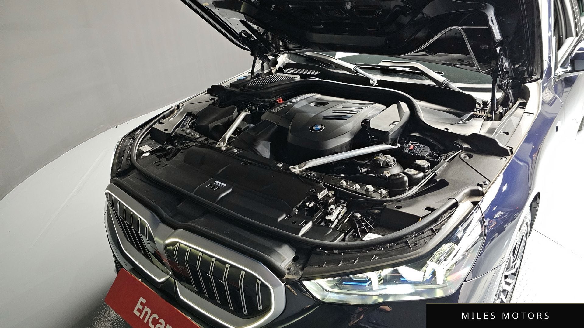 BMW 5 Series (G60) 2024 — миниатюра 6