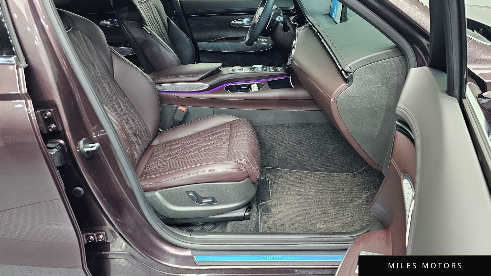 Genesis GV70 2023 — миниатюра 11