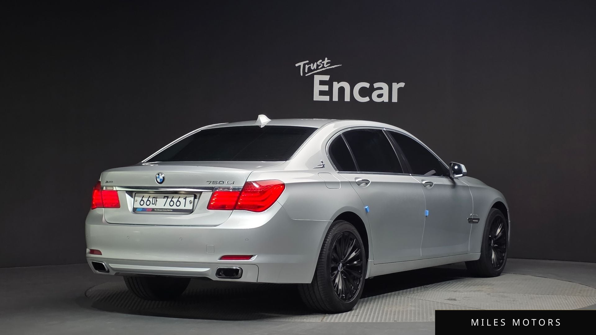 BMW 7 Series (F01) 2011 — миниатюра 2