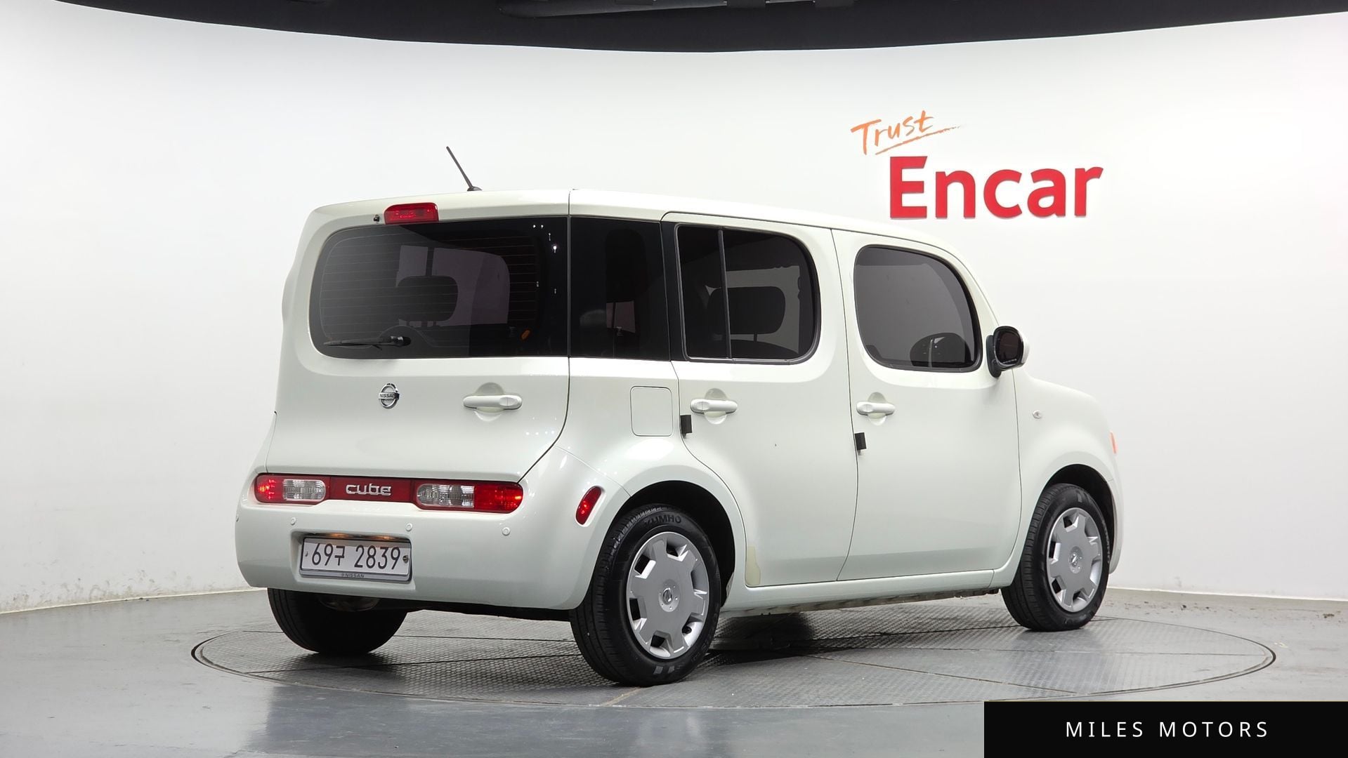 Nissan Cube 2011 — миниатюра 2