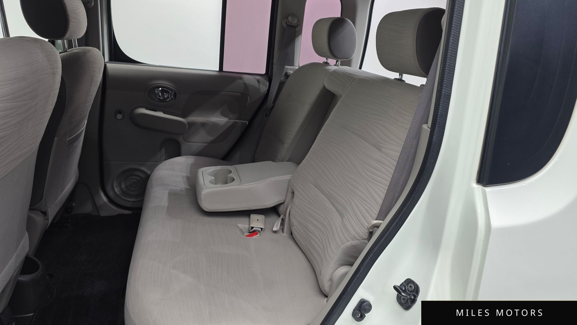 Nissan Cube 2011 — миниатюра 12