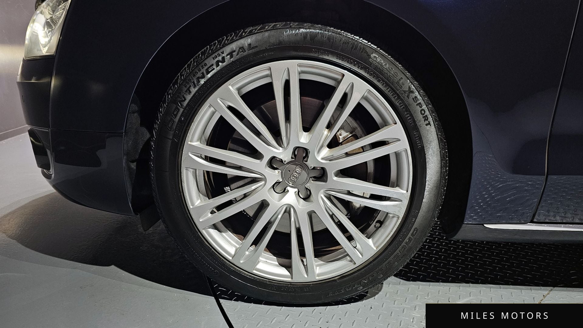 Audi A8 2012 — миниатюра 5