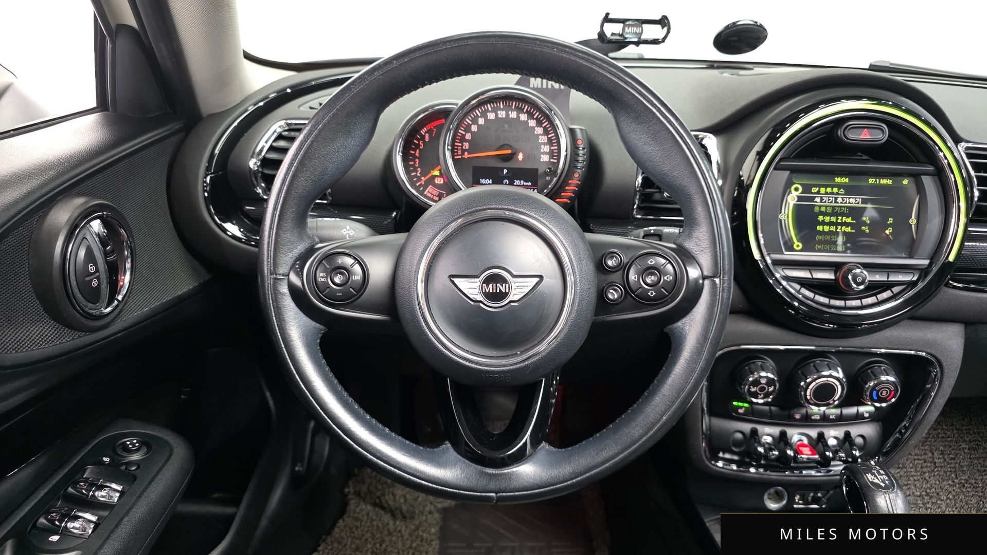 MINI Clubman 2016 — миниатюра 12