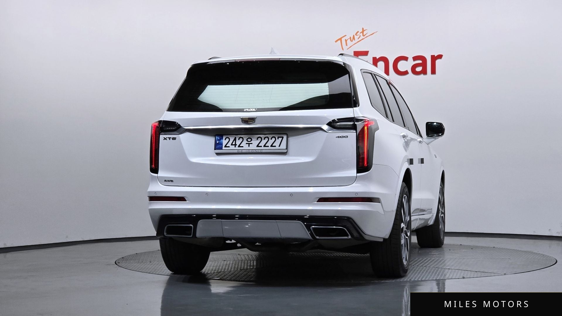 Cadillac XT6 2023 — миниатюра 4