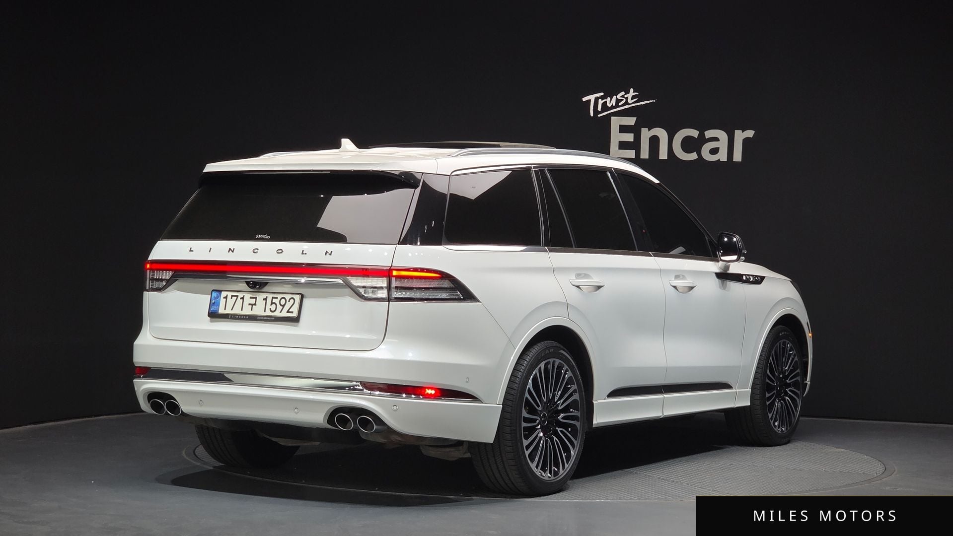 Lincoln Aviator 2021 — миниатюра 2