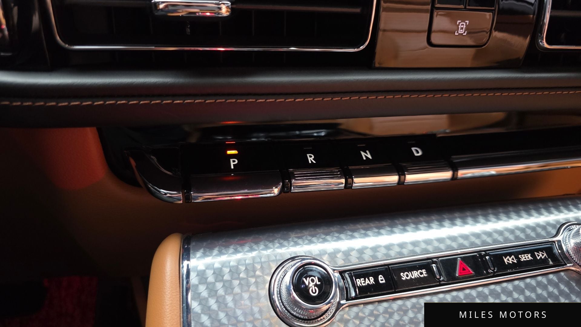 Lincoln Aviator 2021 — миниатюра 9
