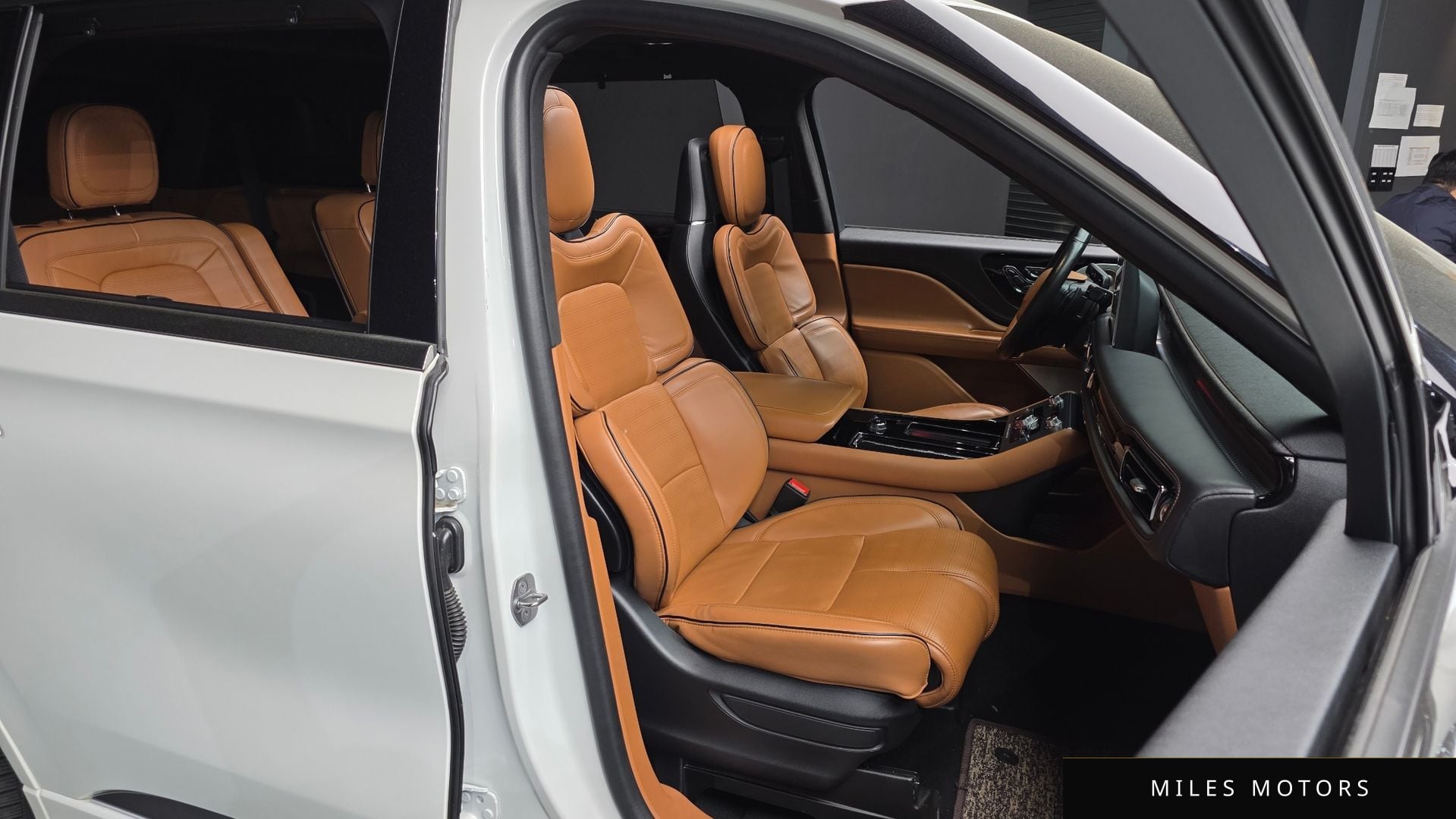 Lincoln Aviator 2021 — миниатюра 12