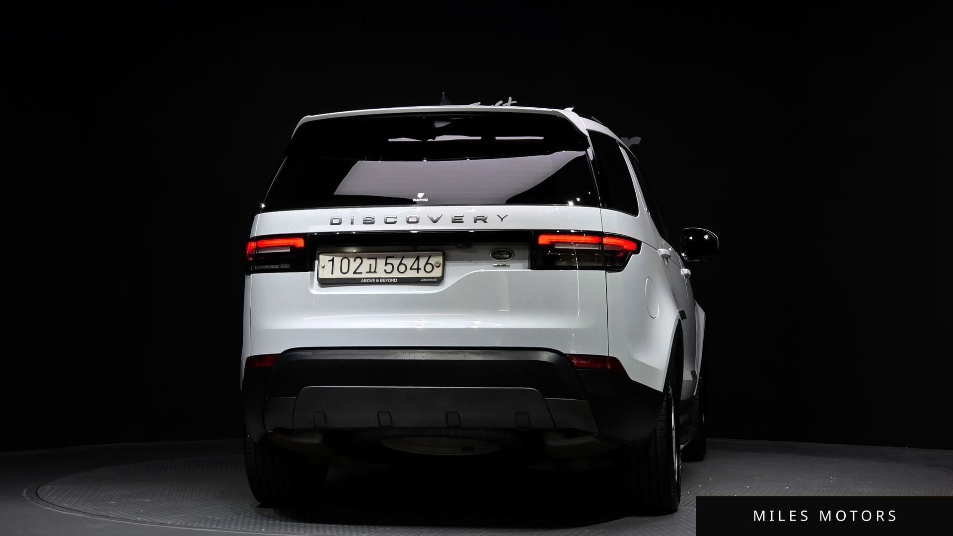 Land Rover Discovery 2019 — миниатюра 4