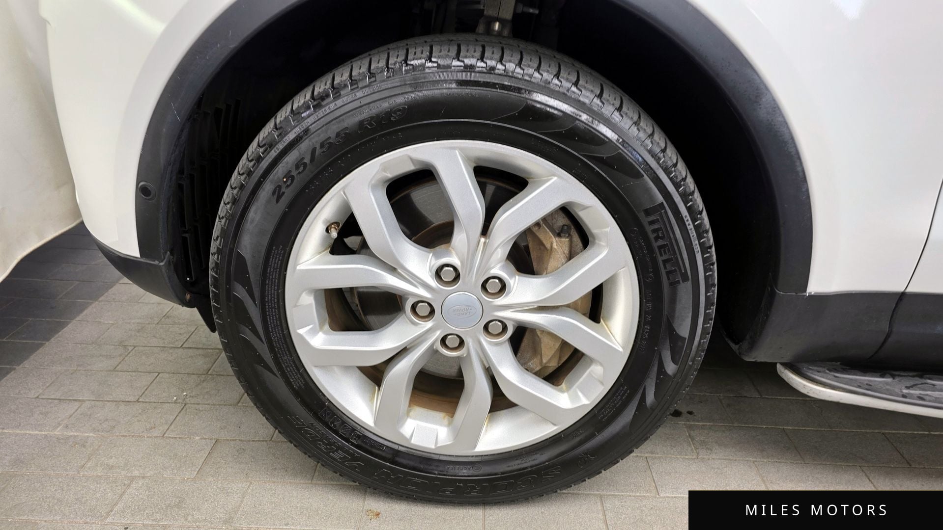 Land Rover Discovery 2019 — миниатюра 5
