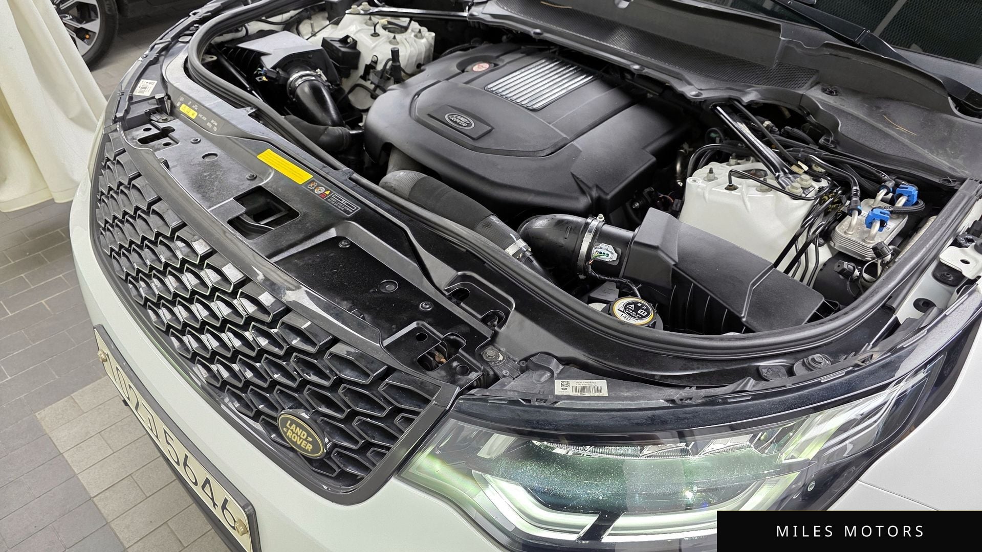 Land Rover Discovery 2019 — миниатюра 6