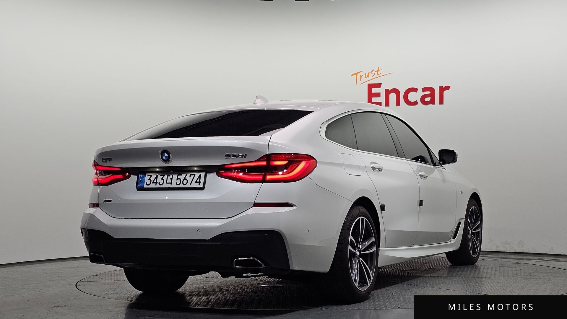 BMW 6 Series GT (G32) 2021 — миниатюра 2