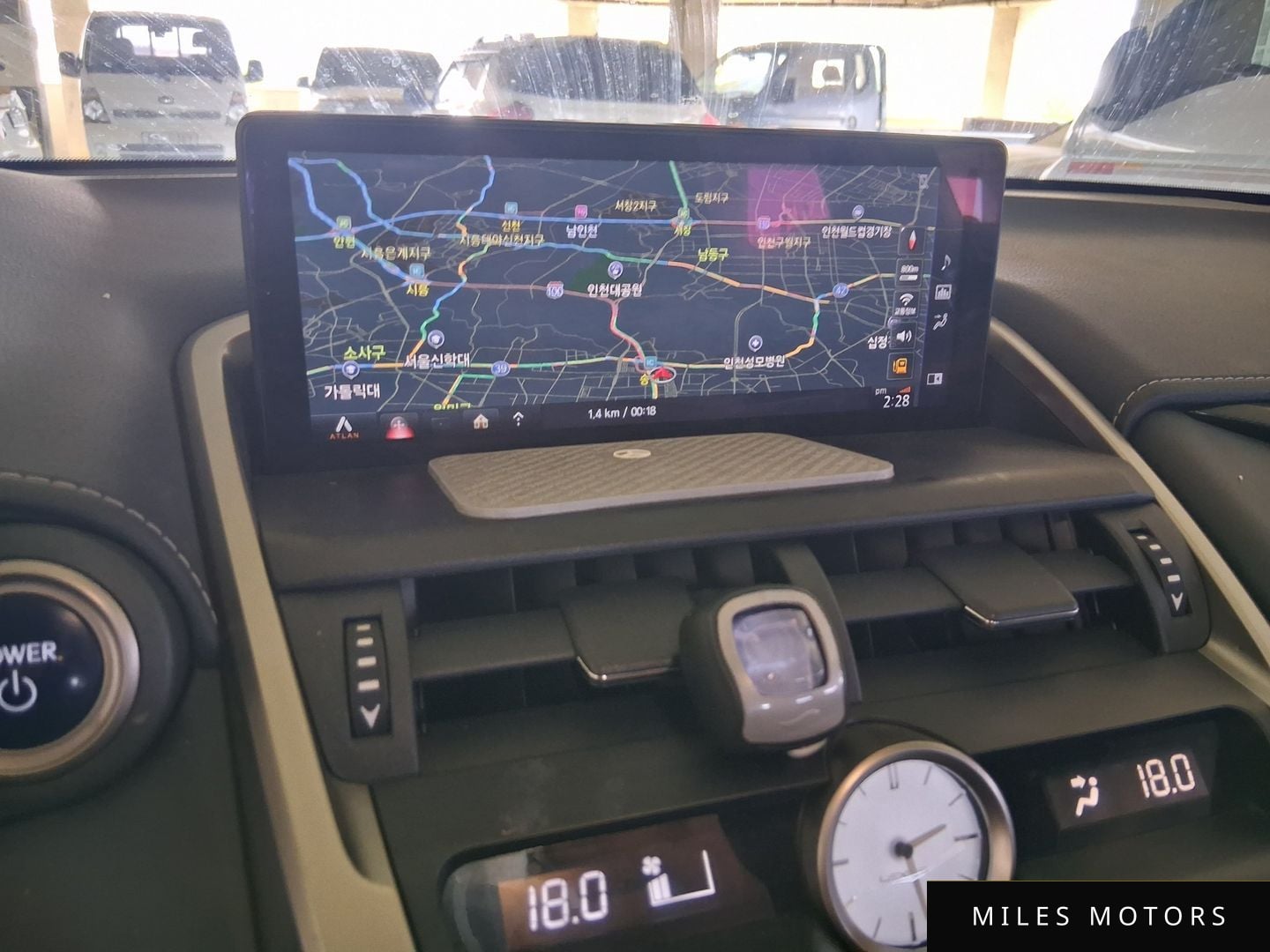 Лексус NX300h 2018 — миниатюра 9