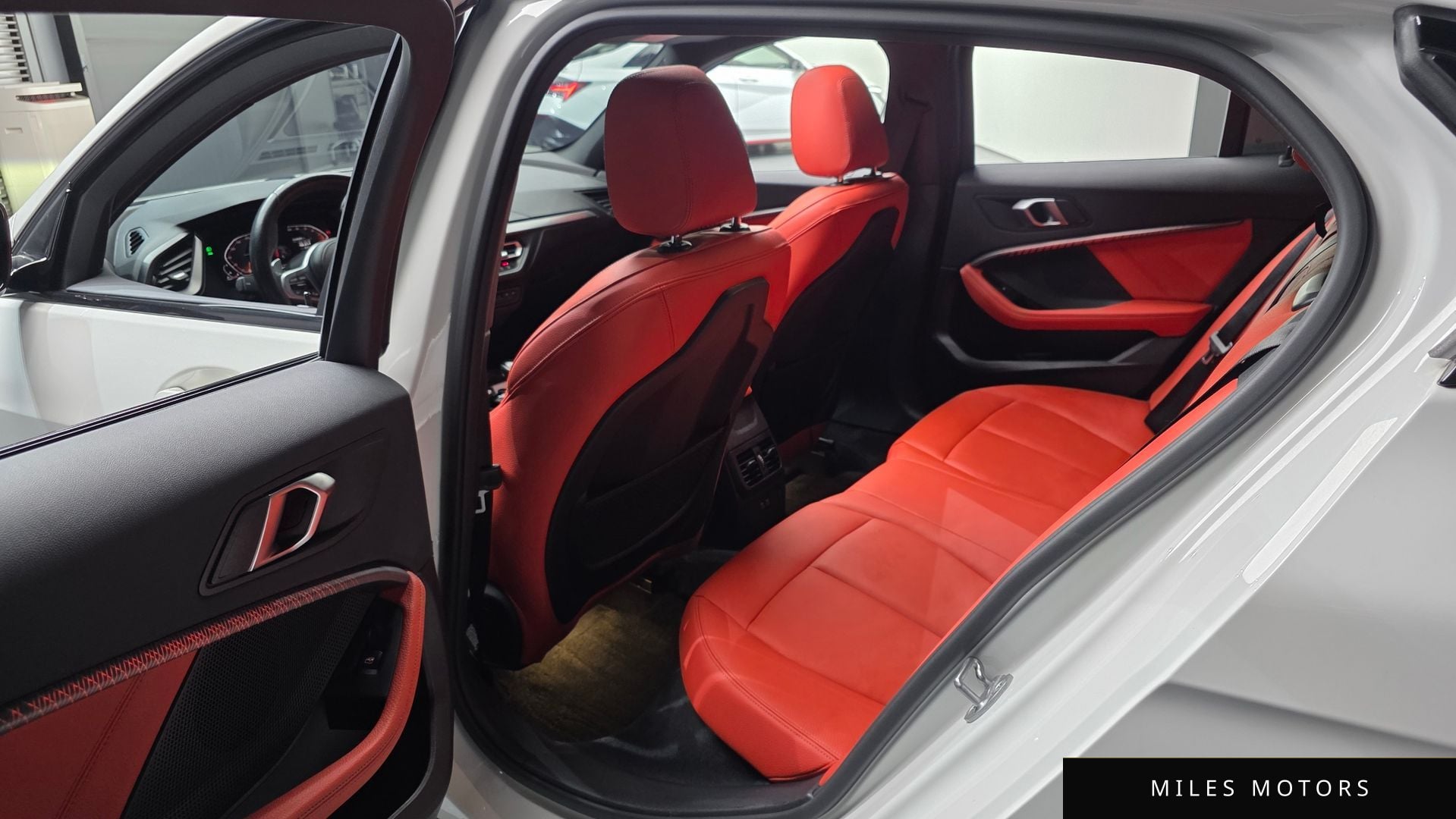 BMW 1 Series (F40) 2021 — миниатюра 11