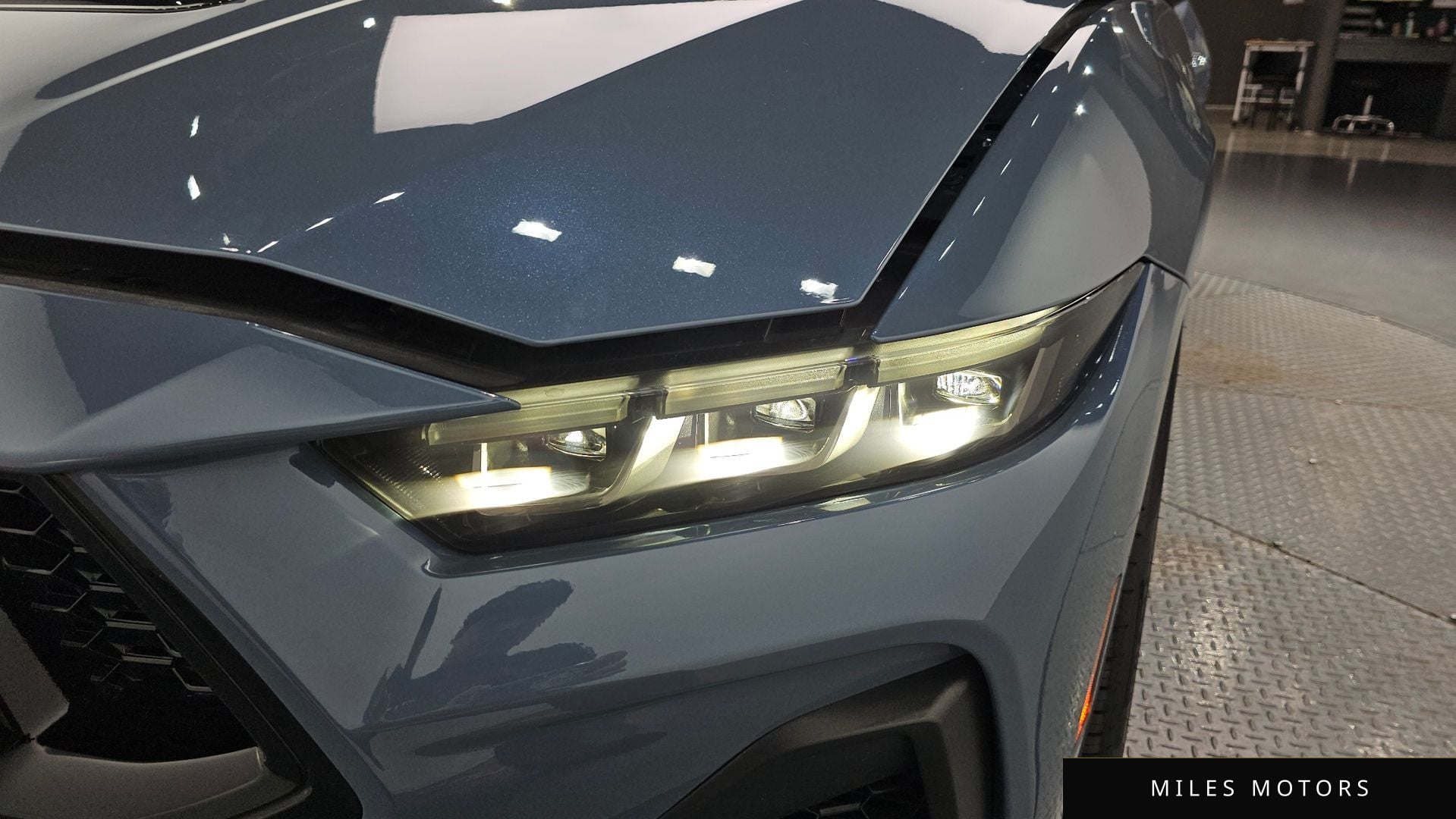 Ford Mustang 2024 — миниатюра 8