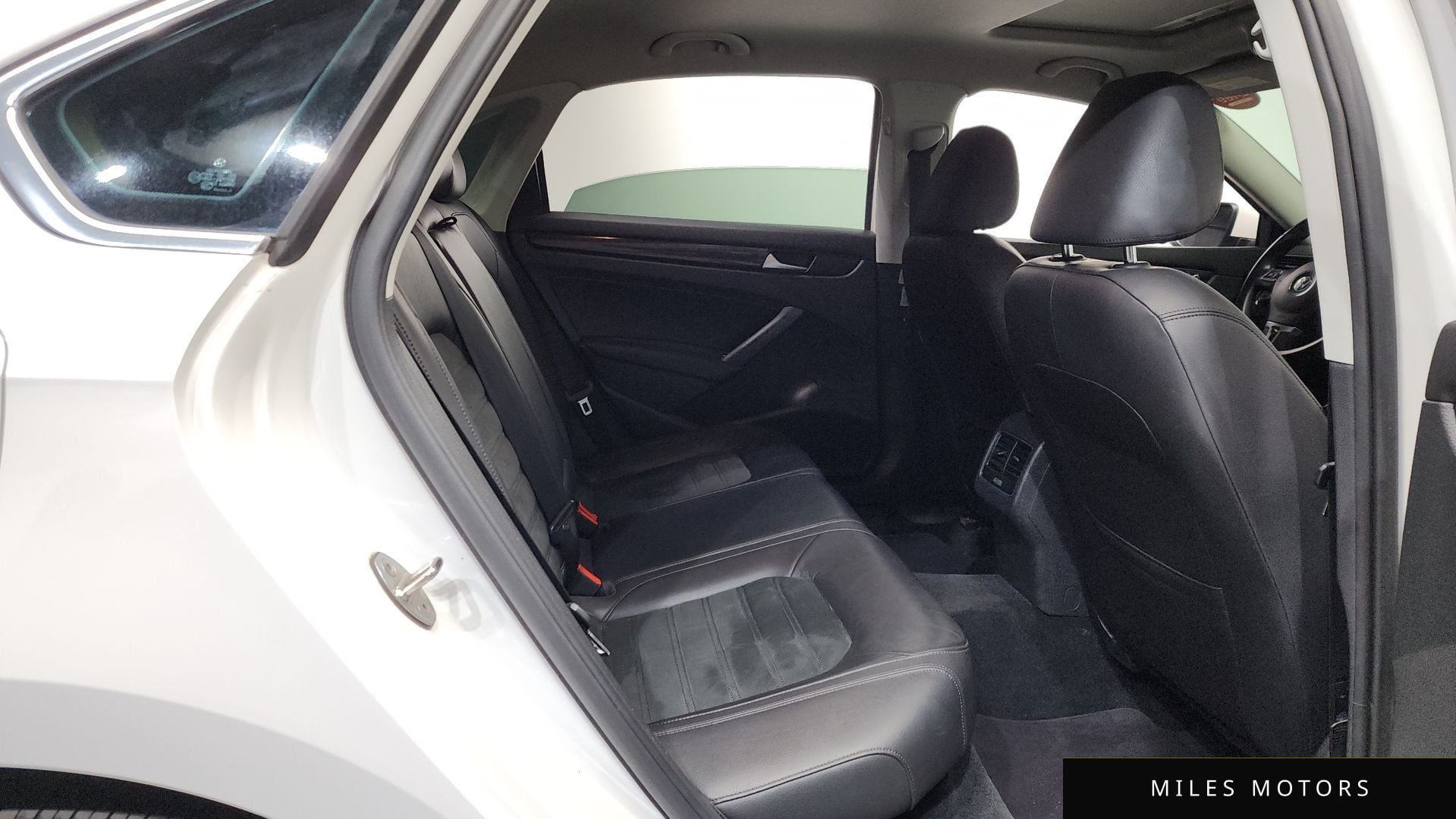 Volkswagen Passat 2015 — миниатюра 11